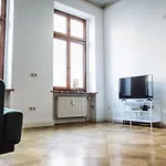 Deluxe Nahe Zentrum 2 *